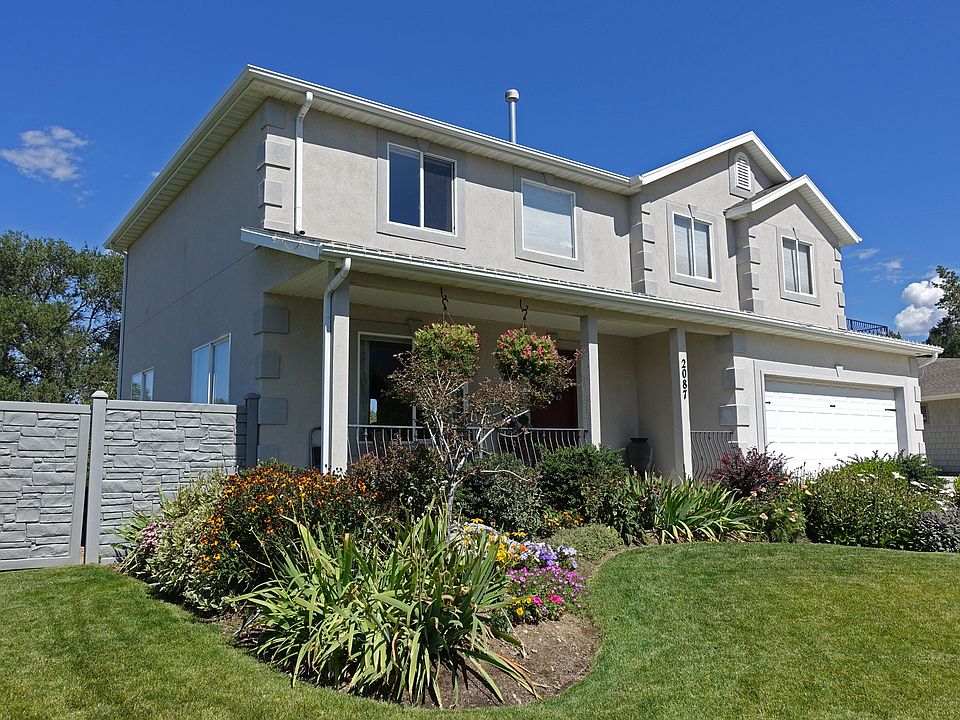 Covered porch