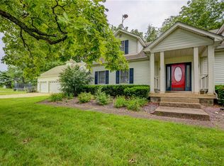 2801 Cross Roads Rd, Decatur, IL 62521