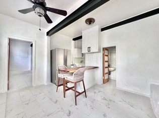 2512A E Manoa Rd, Honolulu, HI 96822