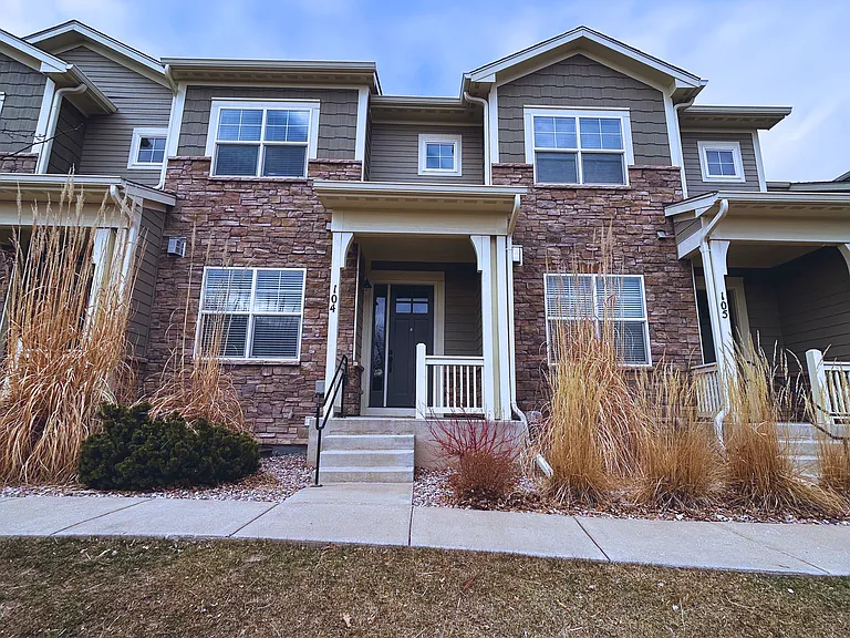 2521 Des Moines Dr #104 — Photo 30