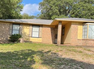 904 Juniper Ave, Niceville, FL 32578