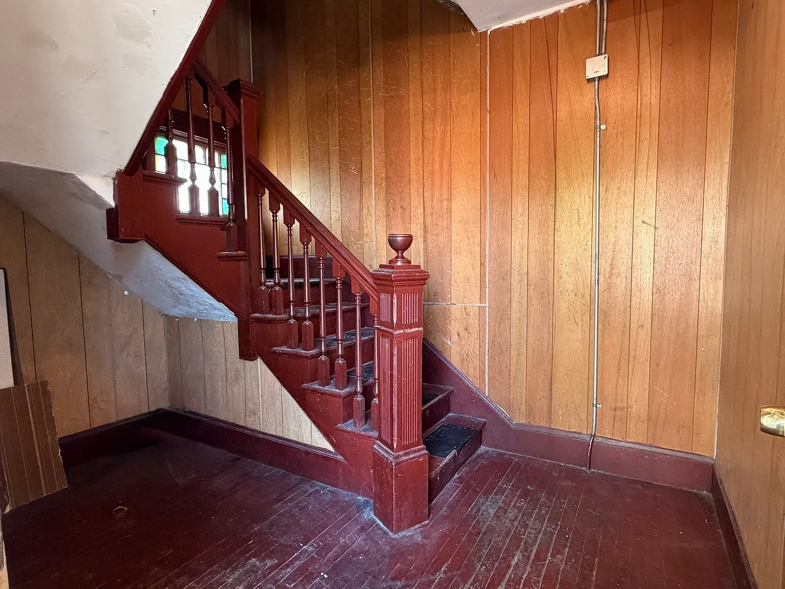 3 bed, 1.5 bath, 1200 sqft, $2,000 — Photo 2