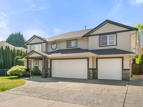 11457 Creekside St, Maple Ridge, BC V2W 2C1