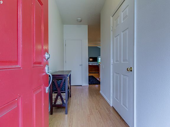 3rd image of 11407 NE 30th Cir