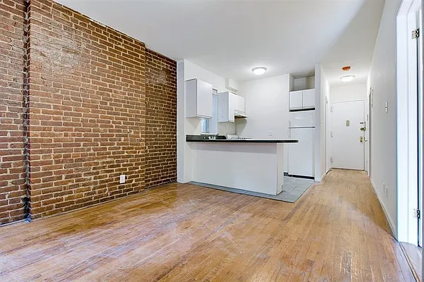 Rented by LG Fairmont Group | media 11