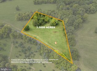 2 Winebrenner Rd, Martinsburg, WV 25404