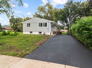 1428 Superior St, Aurora, IL 60505