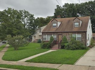 260 Summit Ave, Fords, NJ 08863