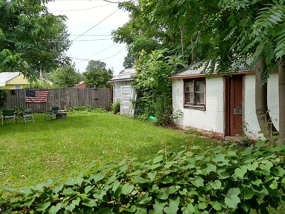 2nd image of 2032 N 29th St