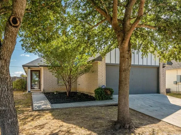 2443 N Ranch Estates Blvd, New Braunfels, TX 78130