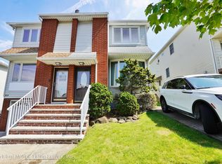 87 Hewitt Ave, Staten Island, NY 10301
