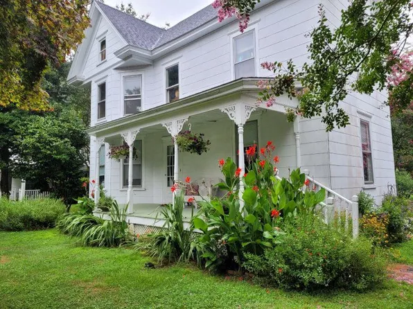 23231 Courthouse Ave, Accomac, VA 23301