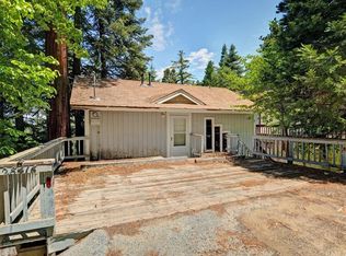 28416 Larchmont Ln, Lake Arrowhead, CA 92352