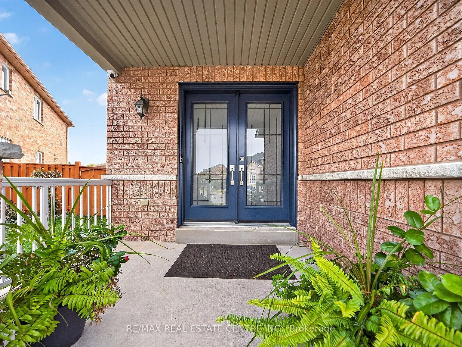 3 bed, $3,200 — Photo 4