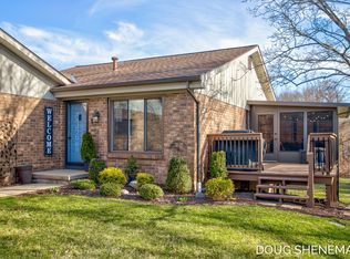 819 Apple Blossom Ln #12, Holland, MI 49423
