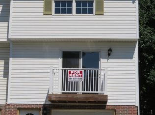 1331 Hunter Ln, Morgantown, WV 26505