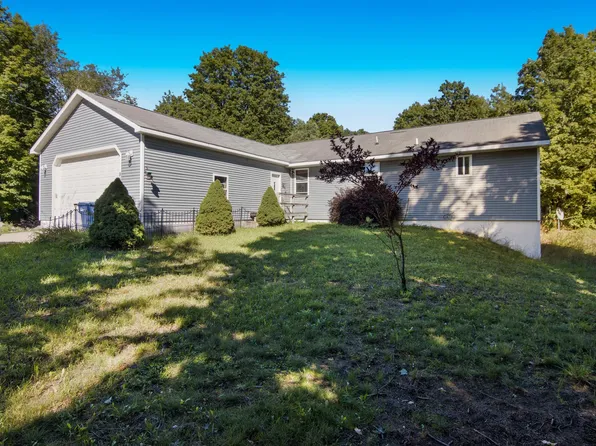 941 S Weldon Rd, Beulah, MI 49617