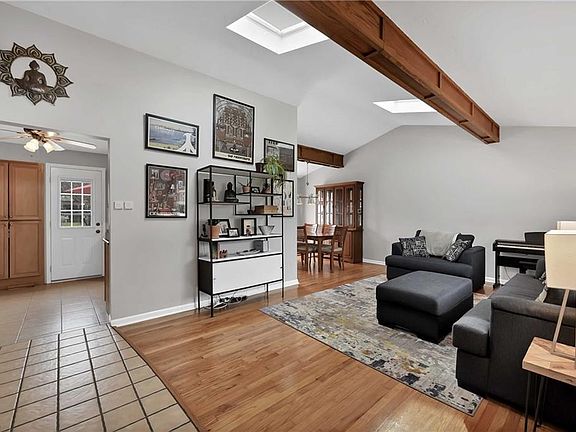 3rd image of 22379 Marleen Dr