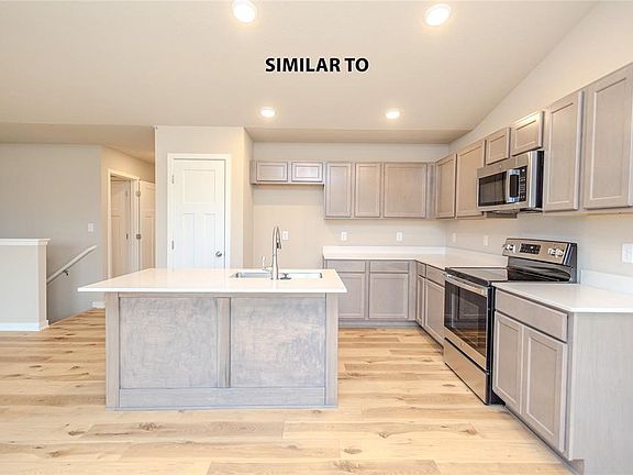 4th image of 816 3rd St NW