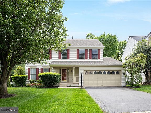 2nd image of 42833 Crowfoot Ct