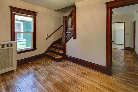 3rd image of 3622 Girard Ave N