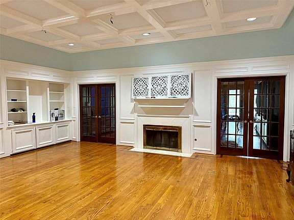 4th image of 26414 Pin Oak Dr