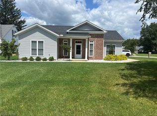 502 Berklee Dr, Youngstown, OH 44514