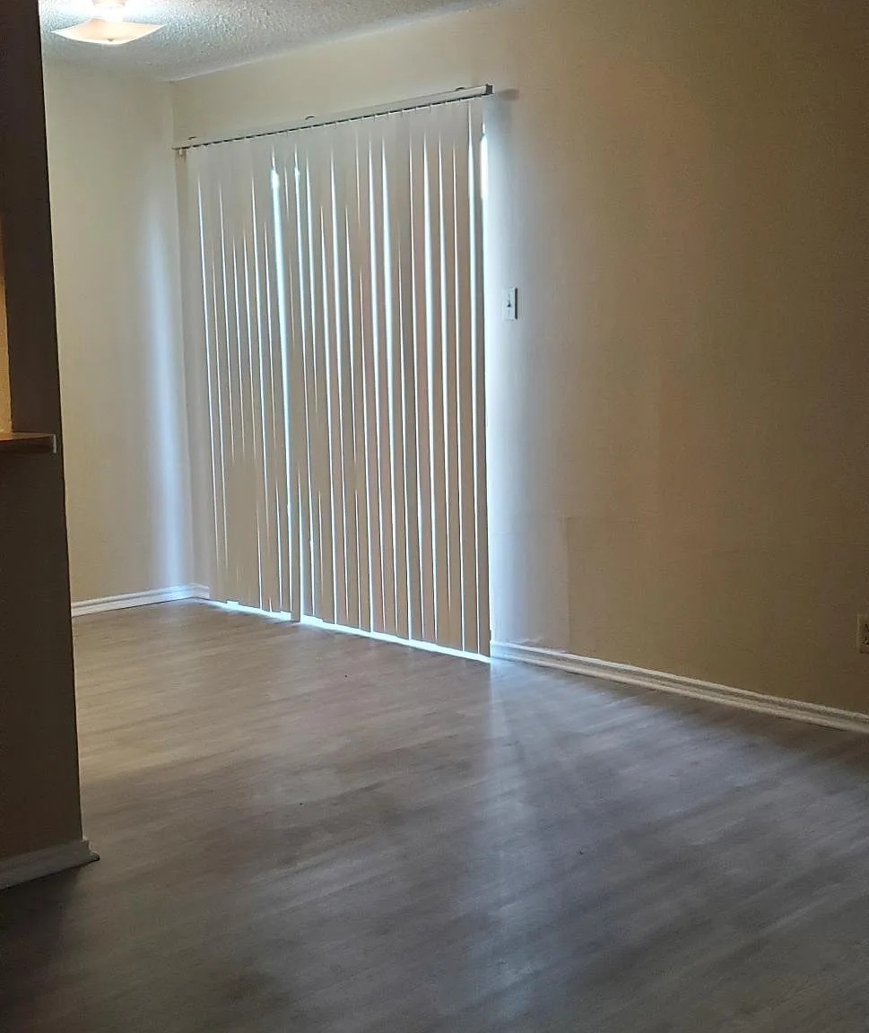 5236 Meadow Fld — Photo 3