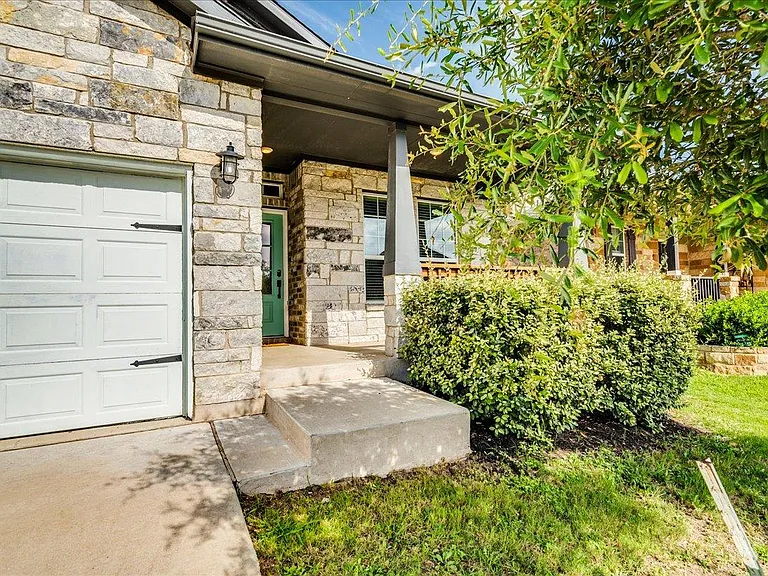 733 Blue Oak Blvd — Photo 6