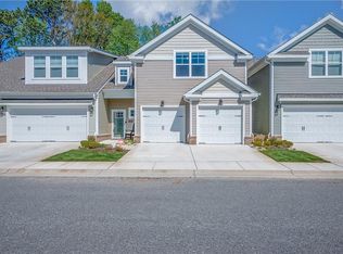 4646 Longleaf Pl, Chesapeake, VA 23321