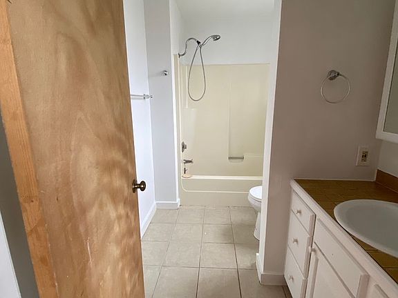 4th image of 1509 N B St #2