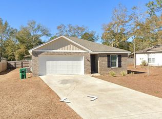 448 Hunters Ridge Rd, Defuniak Springs, FL 32433