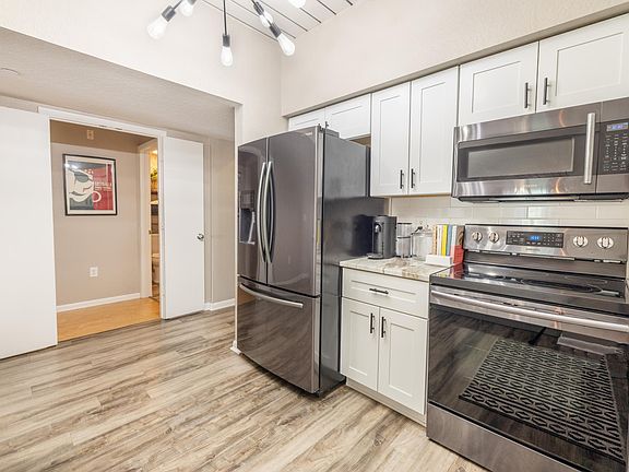 4th image of 520 S Armenia Ave Unit 1229B