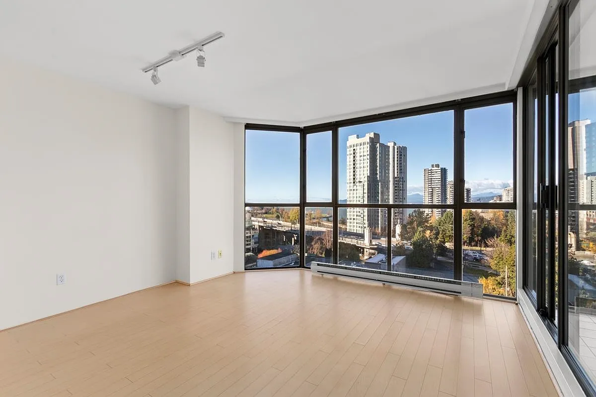 Studio, 529 sqft, $2,100 — Photo 2