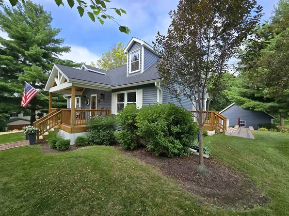 9A168 Hickory Ln, Apple River, IL 61001