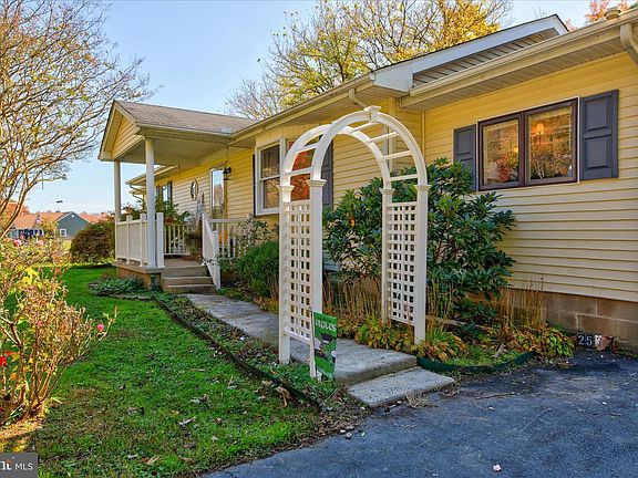 3rd image of 2530 Firetower Rd