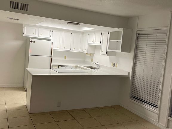 2nd image of 3002 N 70th St #137