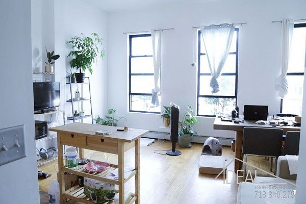 1st image of 1118 Bedford Ave #1