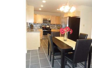 141 Sweetbay Ln, New Castle, DE 19720