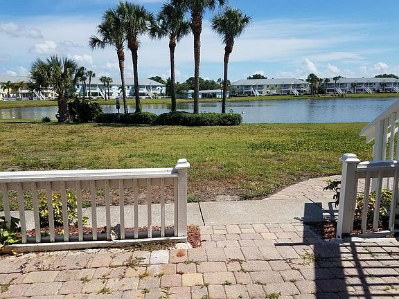 3rd image of 113 Sea Horse Dr SE APT A