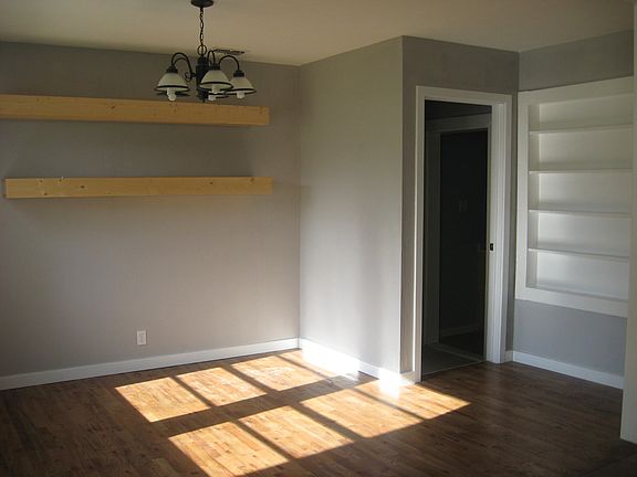 5th image of 1133 N Penelope St