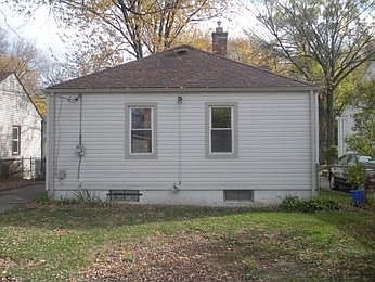 2nd image of 18627 Lennane St