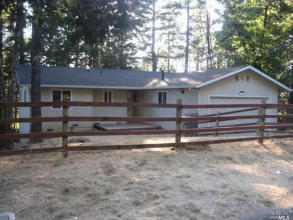 2nd image of 27811 Poppy Dr