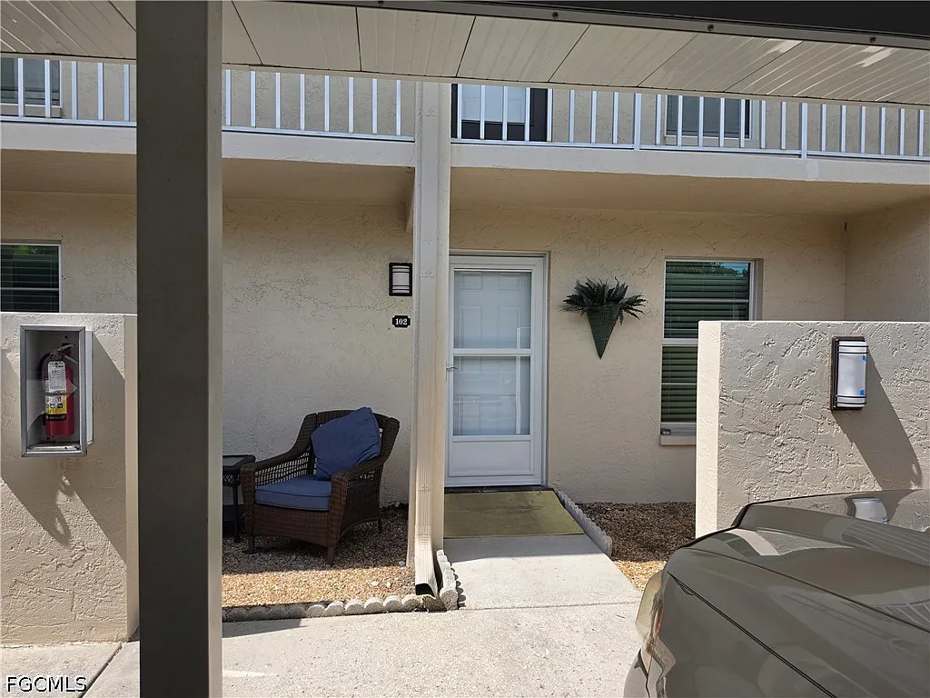 2 bed, 2.0 bath, 920 sqft, $1,600 — Photo 4