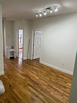 5th image of 415 E 16th St #8B