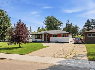 2321 McKinnon Ave S, Saskatoon, SK S7J1N7