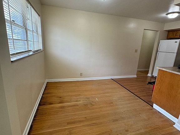5th image of 3106 Grand Ave APT 3