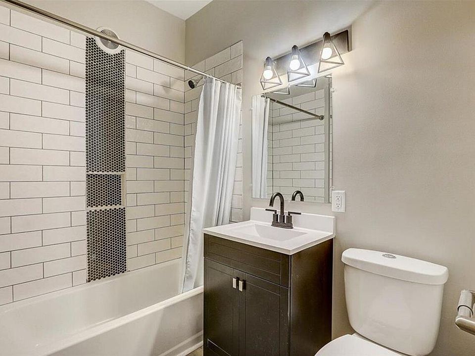 1st image of 2809 27th Ave S #3
