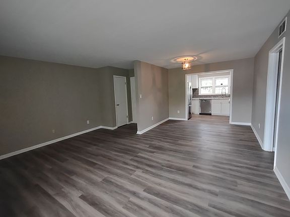 5th image of 4601 Coronado Dr APT H