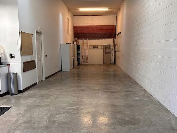 4th image of 229 Hawthorn Loop
